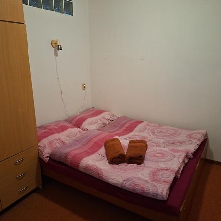 Apartman 254 ยันสแก ลาสเนีย ภายนอก รูปภาพ